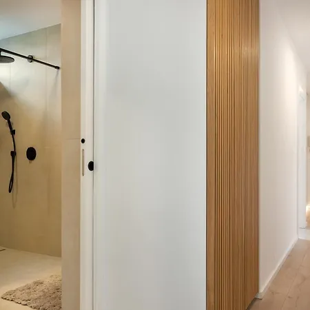 Luxe Penthouse With A Castle View 아파트 류블랴나